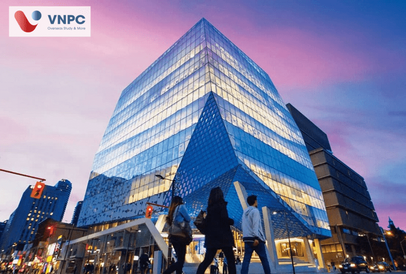 Toronto Metropolitan University - Thông tin QUAN TRỌNG cần biết